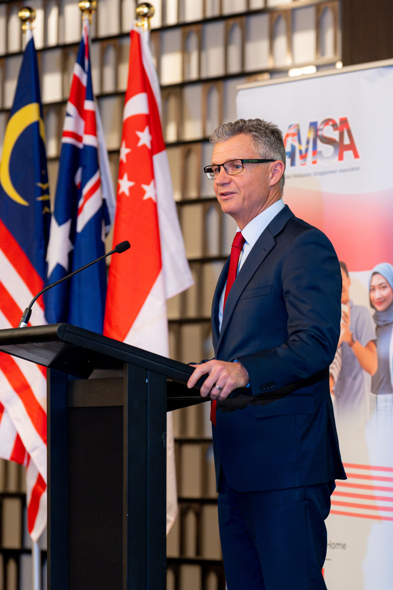 Speaker on stage at AMSA's annual dinner